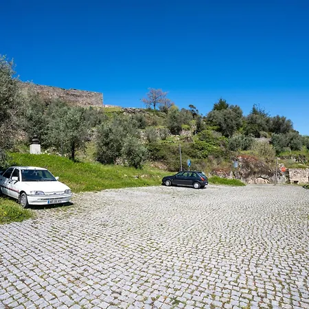 Casas De Bel-monte * Belmonte (Castelo Branco)